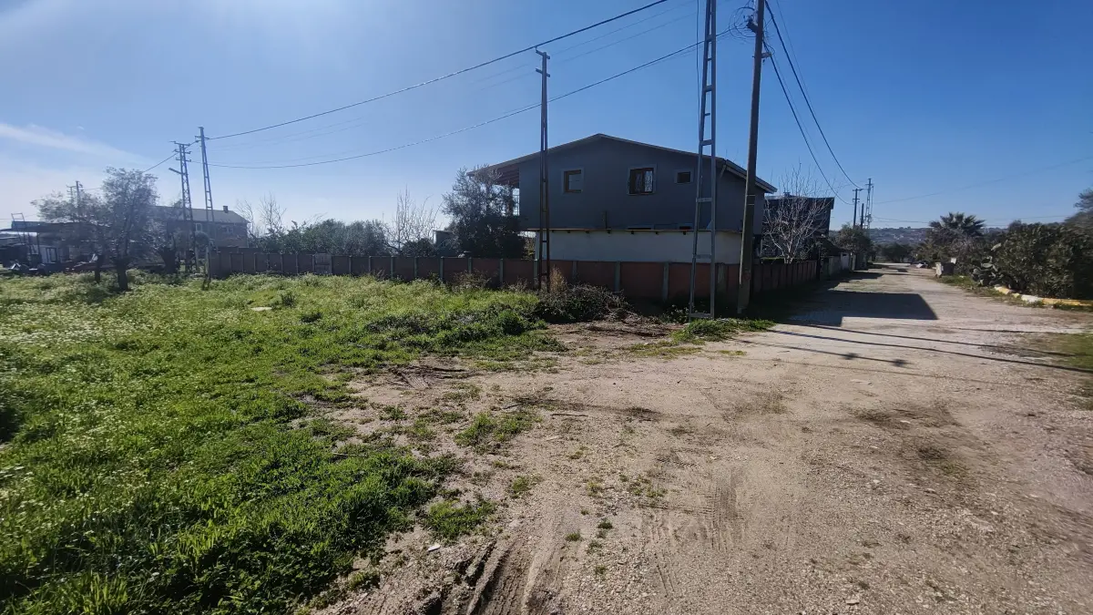 Gazi Mustafa Kemal Mahallesi'nde 354 M² 3 Kat İmarlı Arsa