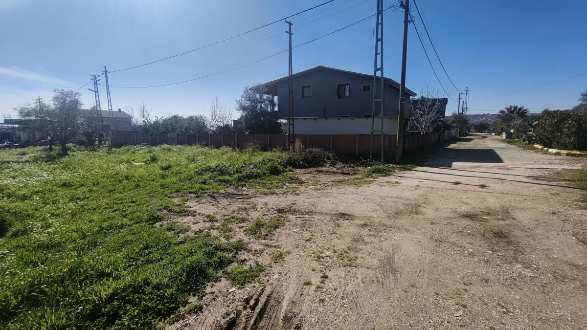 Gazi Mustafa Kemal Mahallesi'nde 354 M² 3 Kat İmarlı Arsa