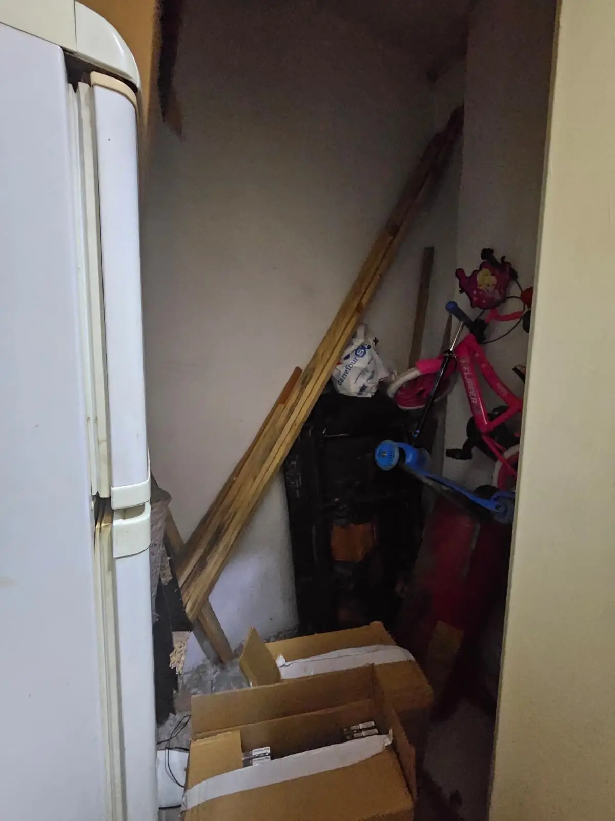 Masrafsız Satılık 3+1 Geniş Daire Yüksek Giriş 120 M²