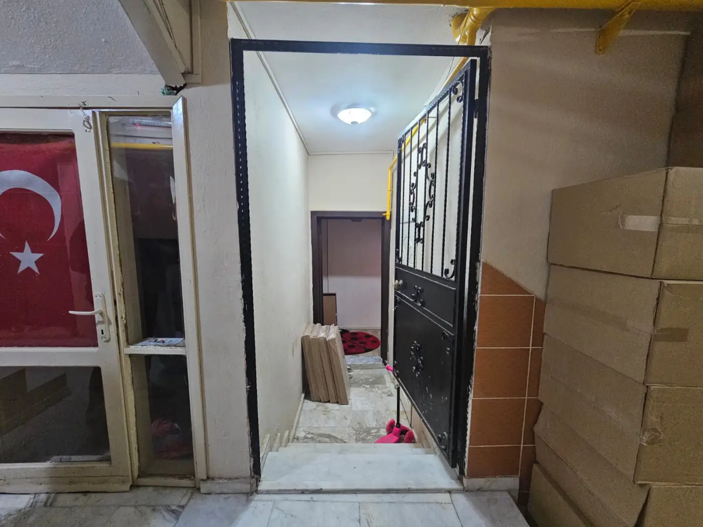 Masrafsız Satılık 3+1 Geniş Daire Yüksek Giriş 120 M²