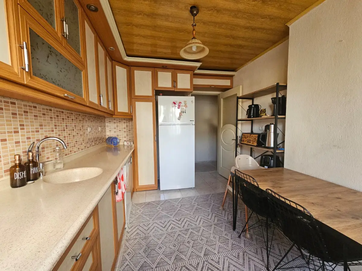 Masrafsız Satılık 3+1 Geniş Daire Yüksek Giriş 120 M²