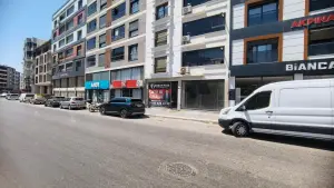 Metropolis Bulvarı Cepheli Kurumsal FirmalaraUygunKiralık Dükkan