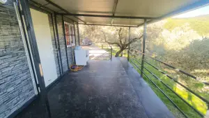 Zeytin Ağaçları Arasında Huzurlu Yaşam Sunan Satılık Tarla